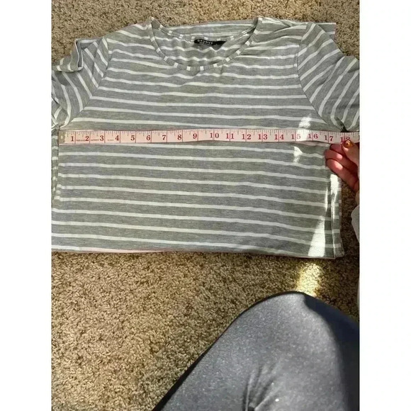 Beyove Stripe Gray and White Ruffle Sleeve Jersey Knit Dress Women's Size S - Picture 8 of 9